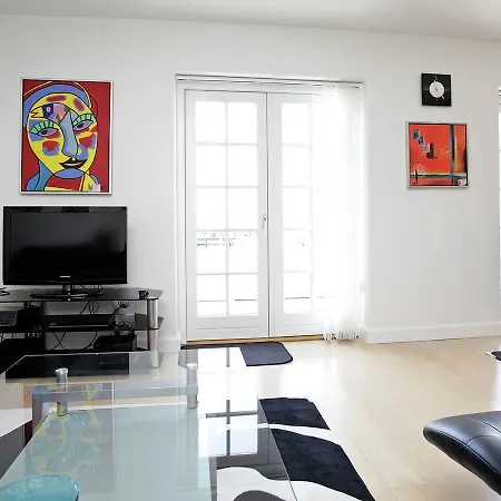 Two-bedroom Holiday In 1 Holiday home *